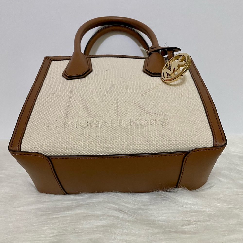 Michael Kors Small Satchel Handbag Brown and Linen Cream NWT - Picture 10 of 10